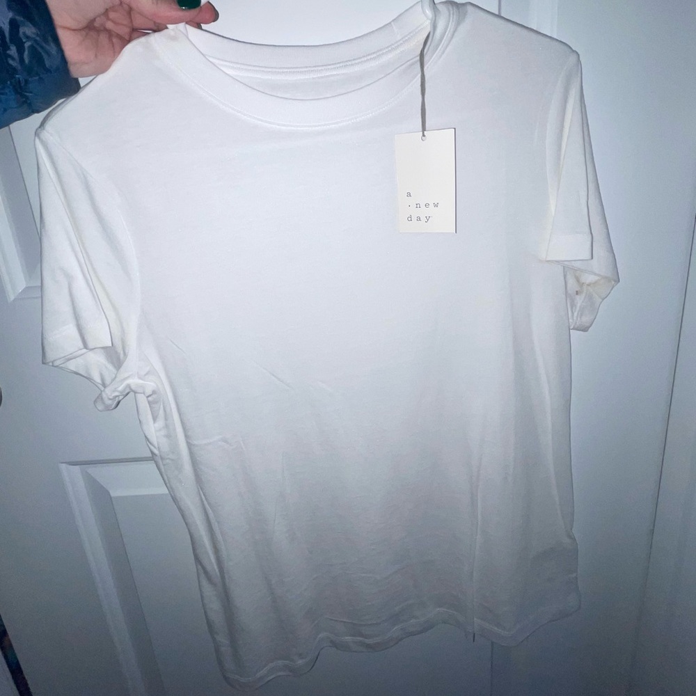 Plain white tee